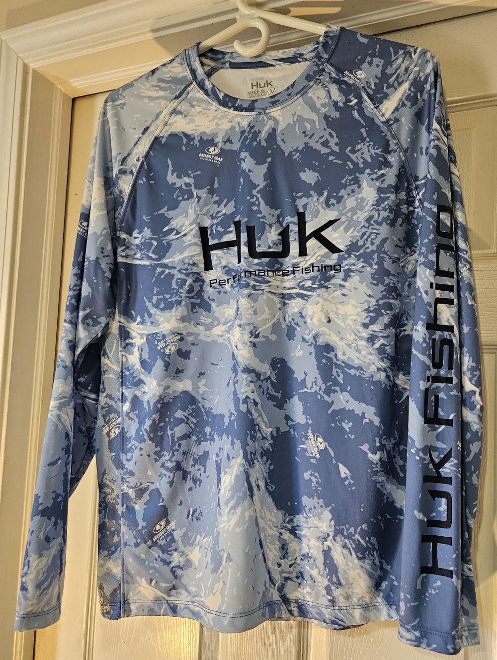 Huk Performance Fishing Long Sleeve Shirt - Blue Marble Camo